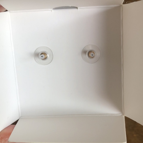 Betsey Johnson Back to School mismatch earrings - Picture 3 of 3